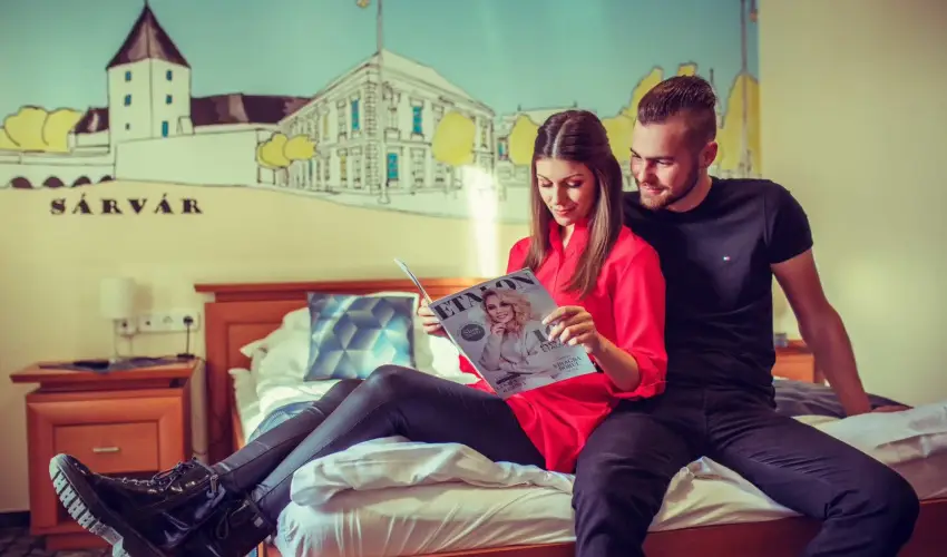 Hotel Viktria Srvr - Karcsony 