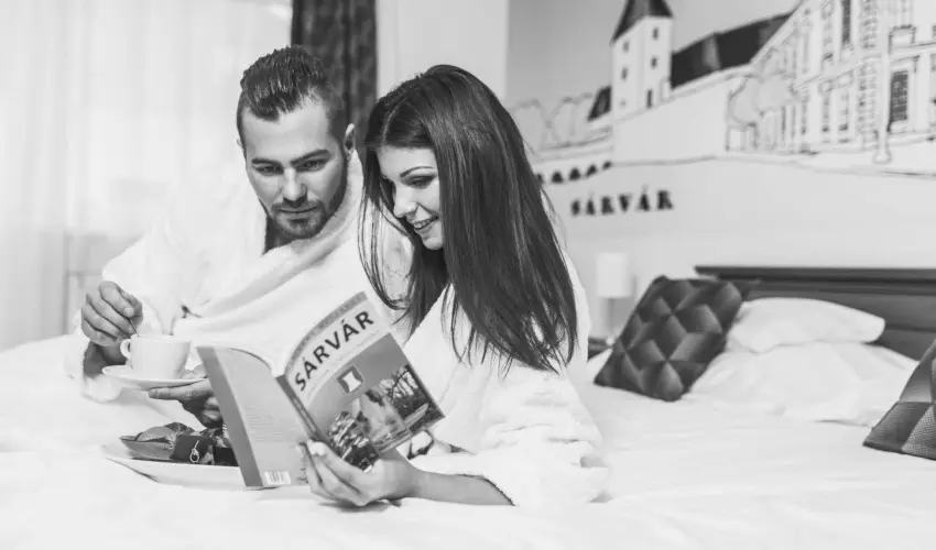 Hotel Vikt�ria S�rv�r - Kar�csony 