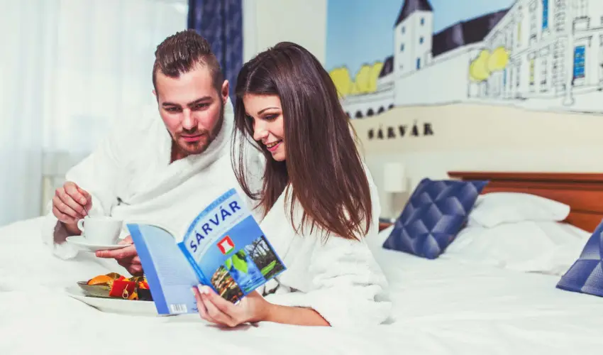 Hotel Viktria Srvr - Karcsony 