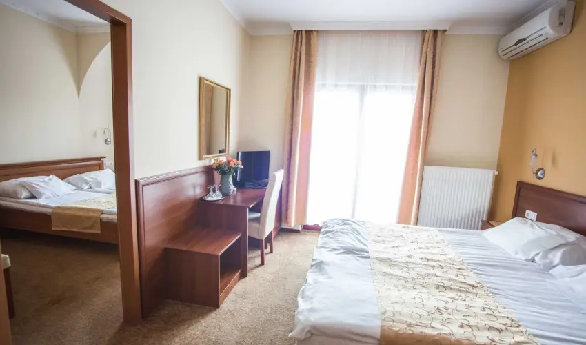 Hotel Vikt�ria S�rv�r - Kar�csony 