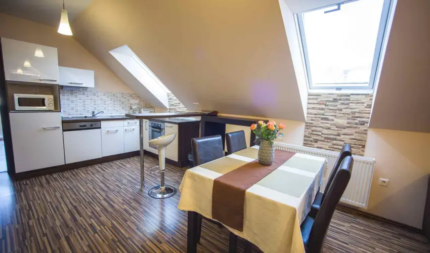 Hotel Vikt�ria S�rv�r - Kar�csony 