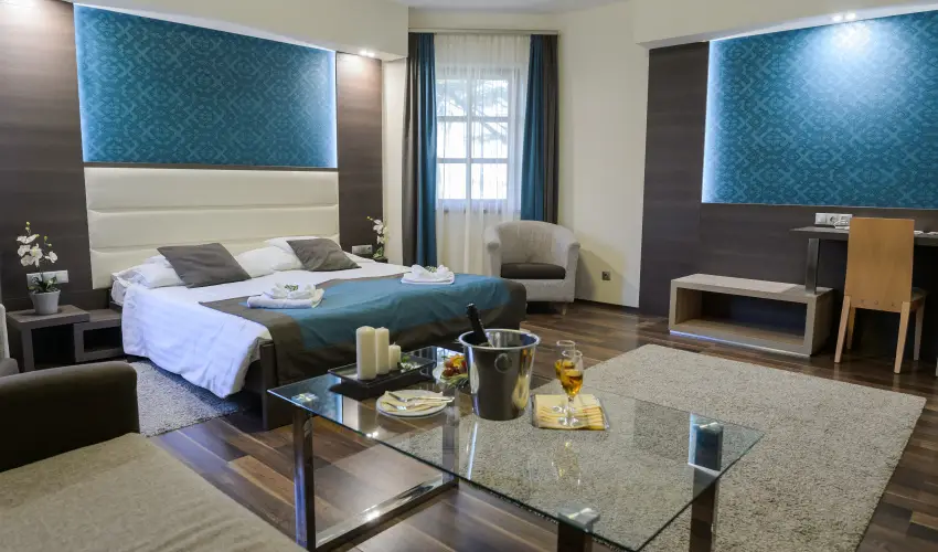 Hotel Villa Vlgy Eger - Karcsony (min. 2 j)