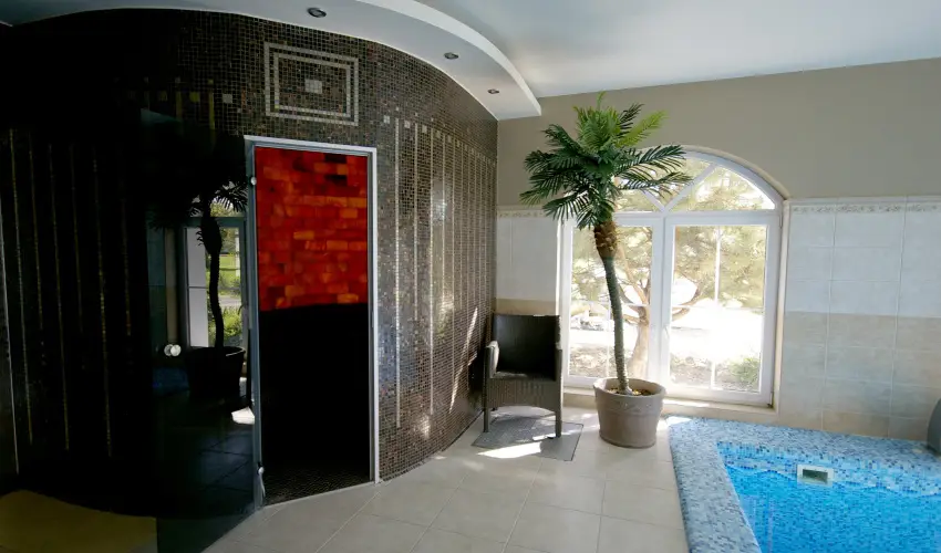 Hotel Xavin Hark�ny - Kar�csony (min. 2 �j)