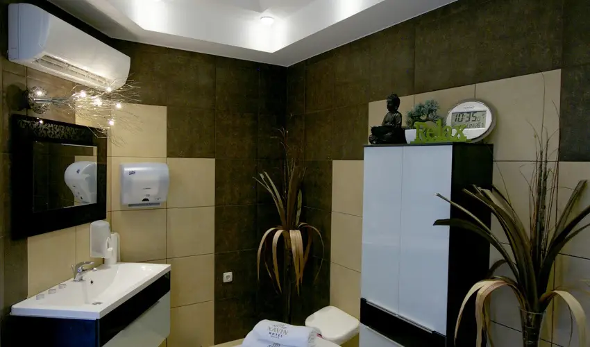 Hotel Xavin Hark�ny - Kar�csony (min. 2 �j)