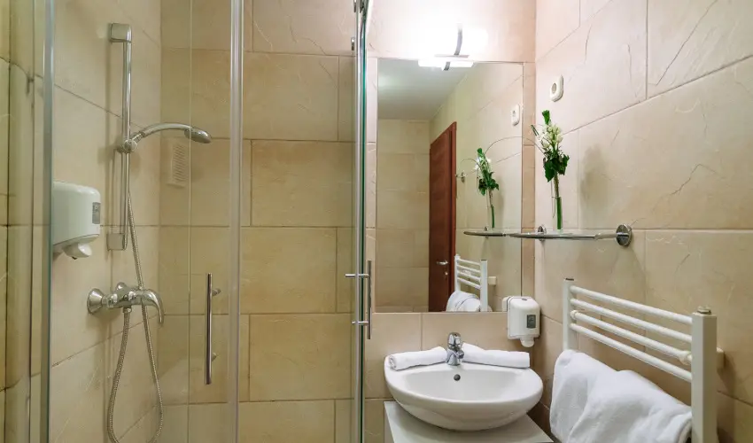 Hotel Yacht Wellness & Business Sifok - Karcsony (min. 3 j)