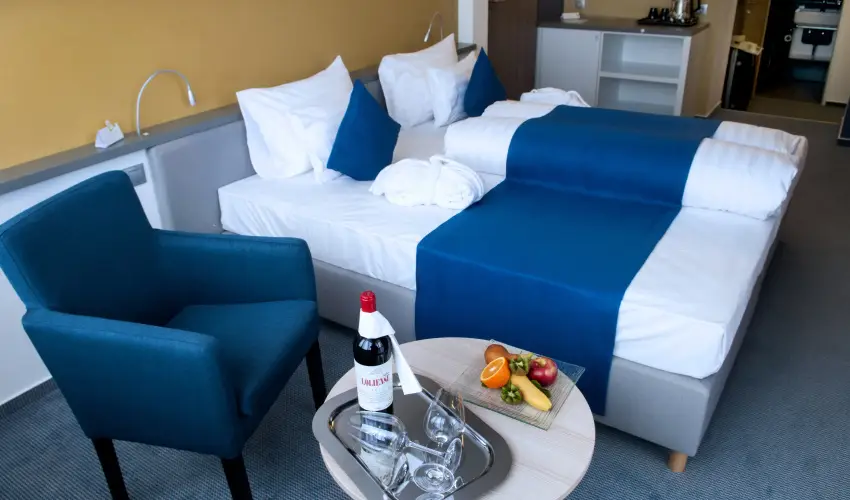 Hotel Yacht Wellness & Business Sifok - Karcsony (min. 3 j)