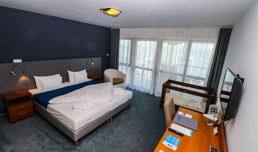 Hotel Yacht Wellness & Business Sifok - Karcsony (min. 3 j)