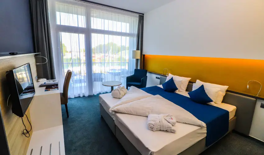 Hotel Yacht Wellness & Business Sifok - Karcsony (min. 3 j)