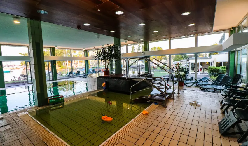 Hotel Yacht Wellness & Business Sifok - Karcsony (min. 3 j)