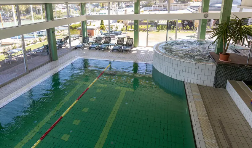 Hotel Yacht Wellness & Business Sifok - Karcsony (min. 3 j)