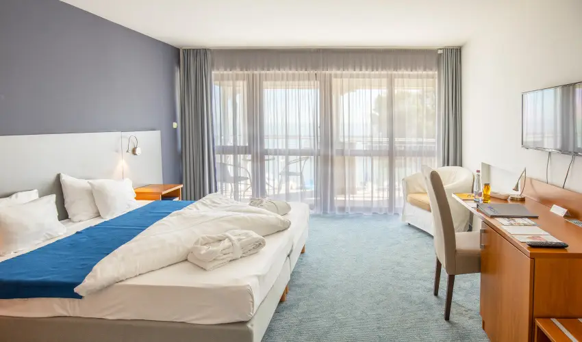 Hotel Yacht Wellness & Business Sifok - Karcsony (min. 3 j)