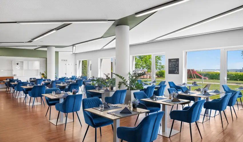Hotel Yacht Wellness & Business Si�fok - Kar�csony - teljes el�refizet�ssel (min. 2 �j)