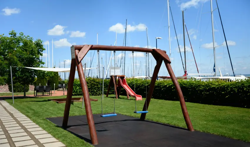 Hotel Yacht Wellness & Business Si�fok - Kar�csony - teljes el�refizet�ssel (min. 2 �j)