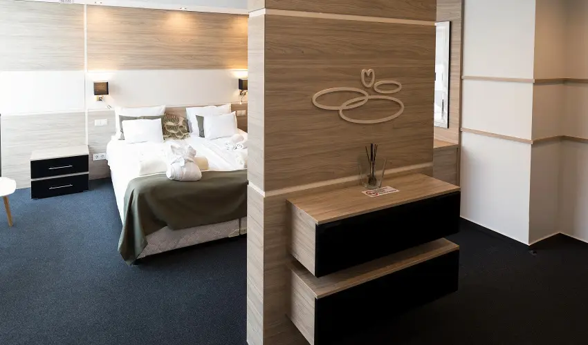 Hotel Zena Hvz - Karcsony