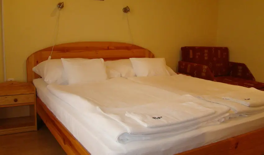 Therm�l Apartmanh�z Kom�rom - Kar�csony