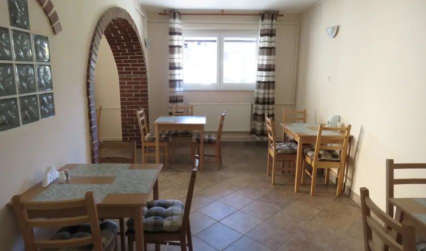 Therm�l Apartmanh�z Kom�rom - Kar�csony