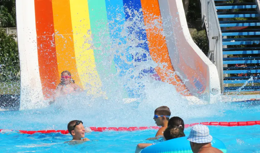 Therm�l Apartmanh�z Kom�rom - Kar�csony