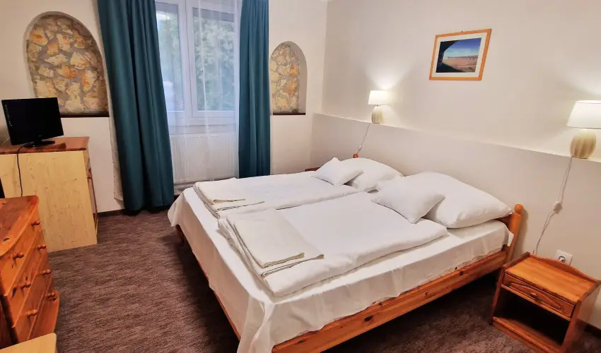 Therm�l Apartmanh�z Kom�rom - Kar�csony