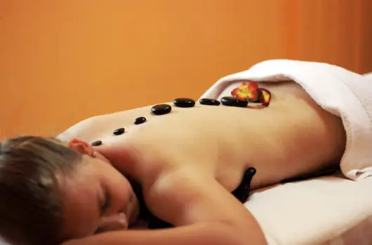Hotel H�forr�s - Meghitt kar�csonyi �nnepek