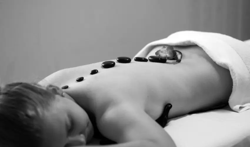 Hotel H�forr�s Hajd�szoboszl� - Meghitt kar�csonyi �nnepek (min. 2 �j)