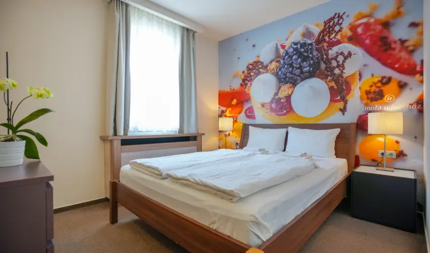 Imola Udvarhz Eger - Karcsony (min. 2 j)