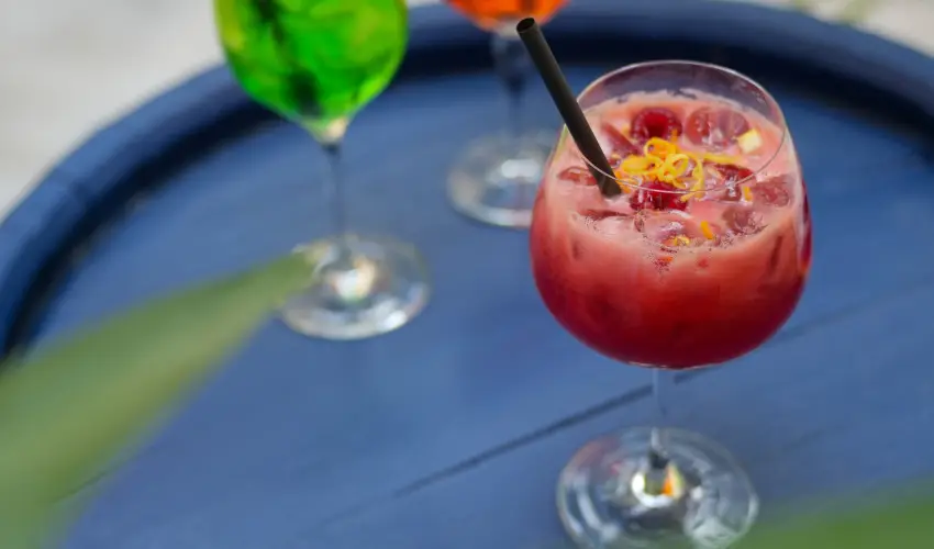 Imola Udvarhz Eger - Karcsony (min. 2 j)