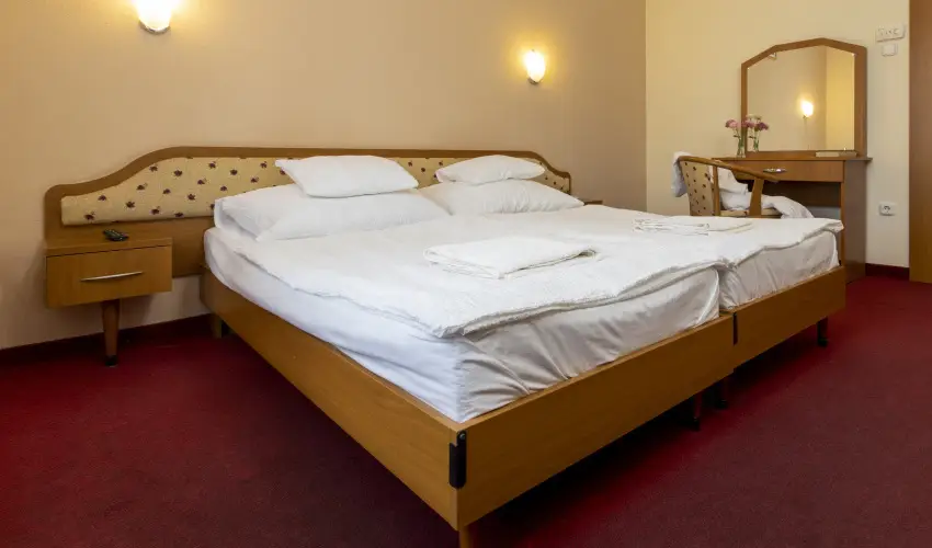 Hotel Imperial Gygyszll Kiskrs - Karcsony