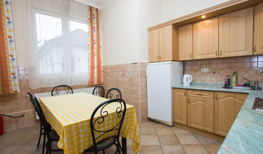 Jrja Panzi Hajdszoboszl - Karcsony (min. 3 j)