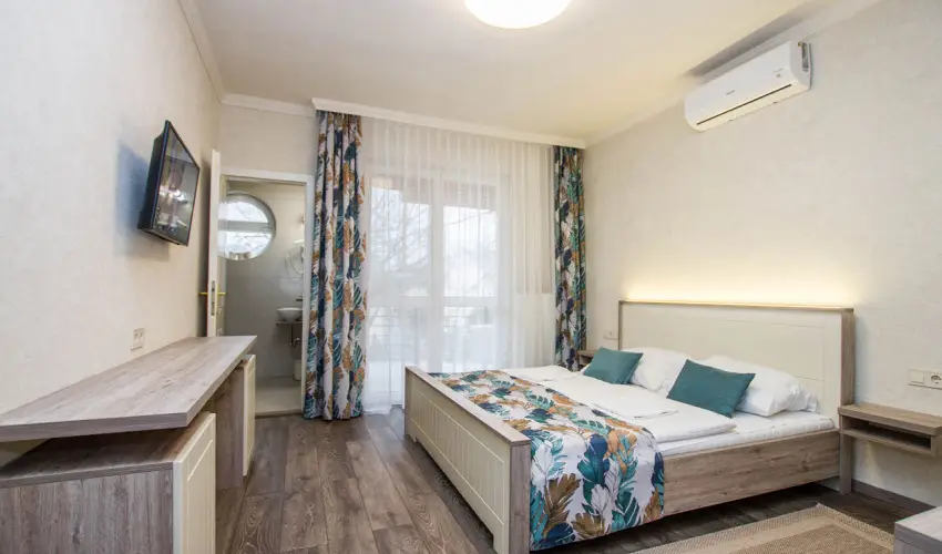 Jrja Panzi Hajdszoboszl - Karcsony (min. 3 j)