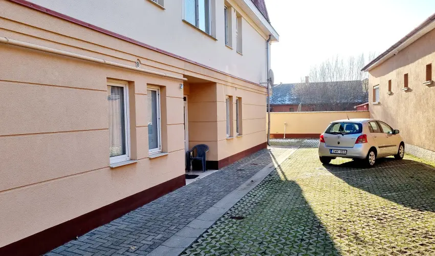 Jkai sor II. Apartman Hajdszoboszl - Karcsony (min. 2 j)