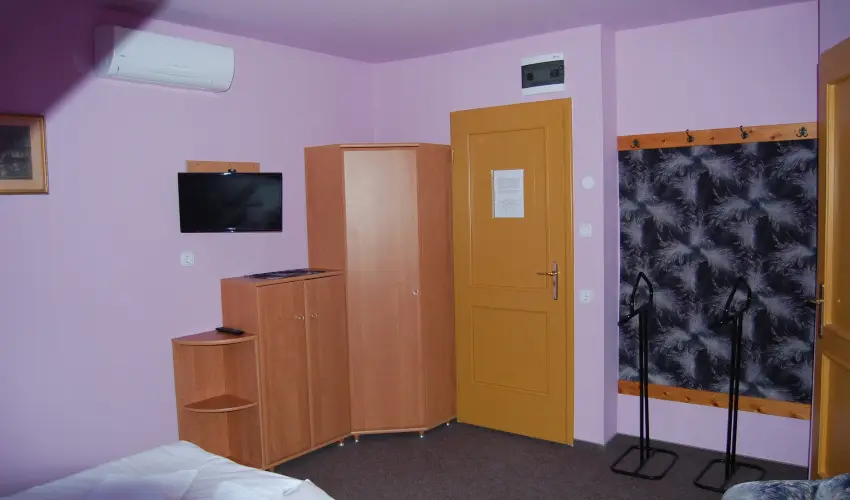 Judit Panzi Tapolca-Gyulakeszi - Karcsony (min. 2 j)