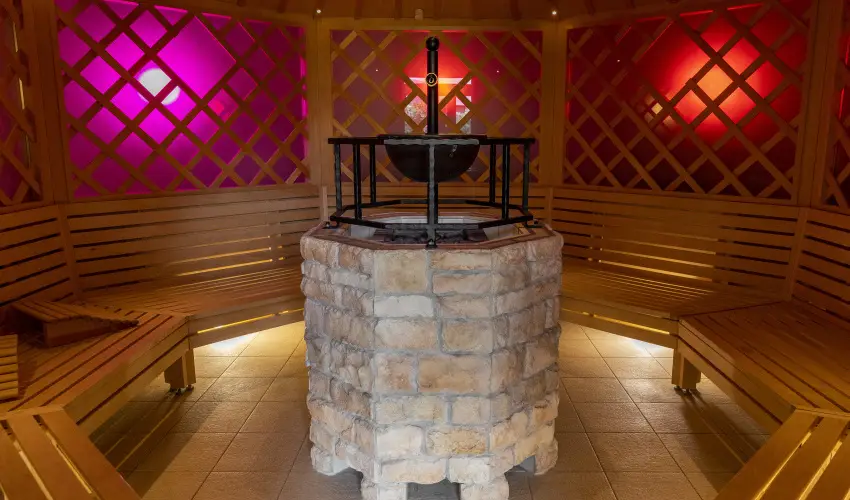 Vulk�n Wellness Hotel �s Kemping Celld�m�lk - Csillagsz�r�s Kar�csony