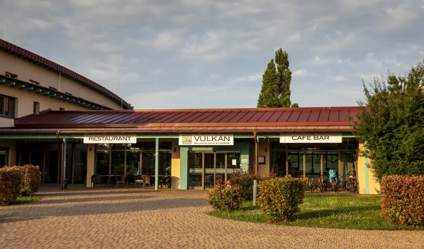 Vulk�n Wellness Hotel �s Kemping Celld�m�lk - Csillagsz�r�s Kar�csony