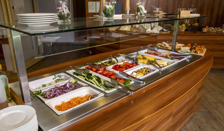 Vulk�n Wellness Hotel �s Kemping Celld�m�lk - Csillagsz�r�s Kar�csony