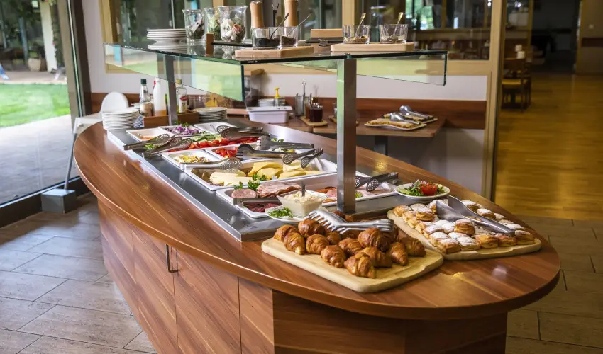 Vulk�n Wellness Hotel �s Kemping Celld�m�lk - Csillagsz�r�s Kar�csony