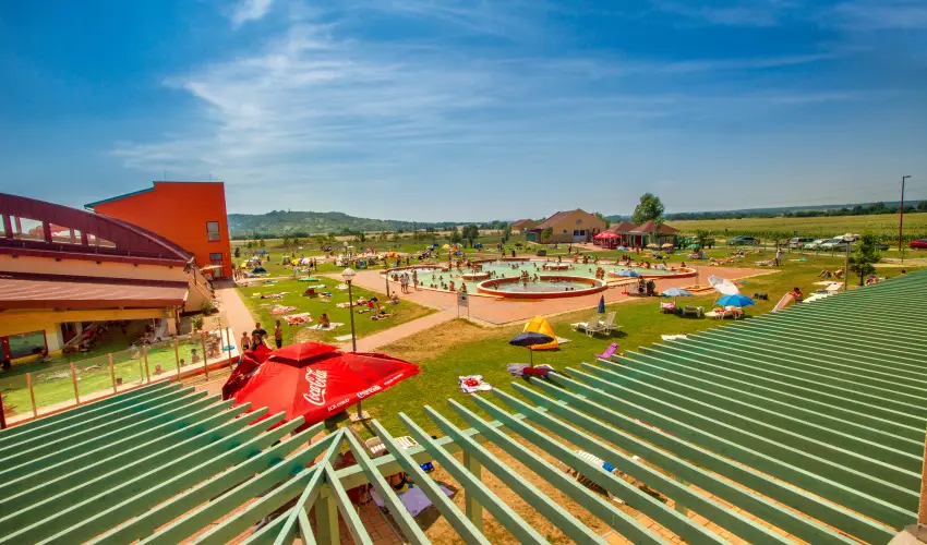 Vulk�n Wellness Hotel �s Kemping Celld�m�lk - Csillagsz�r�s Kar�csony