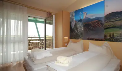 Vulk�n Wellness Hotel �s Kemping Celld�m�lk