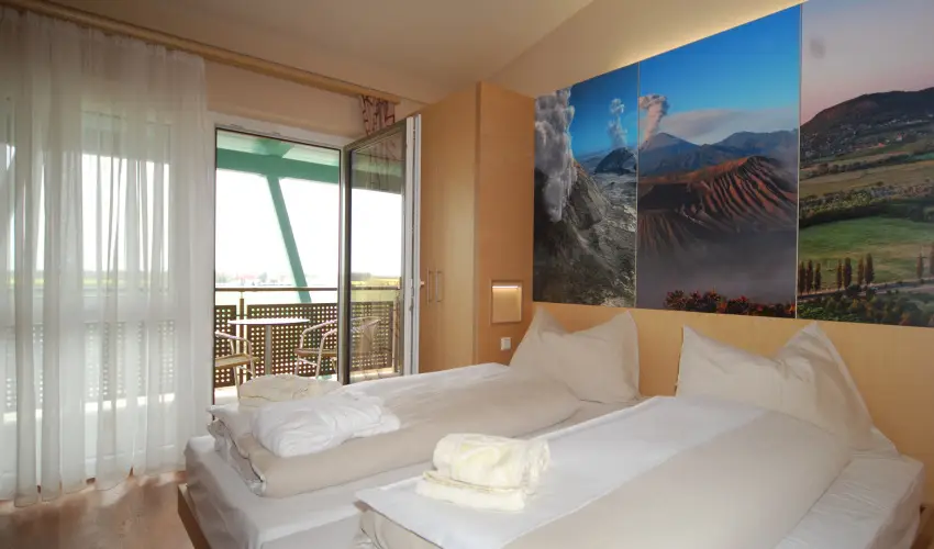 Vulk�n Wellness Hotel �s Kemping Celld�m�lk - Csillagsz�r�s Kar�csony