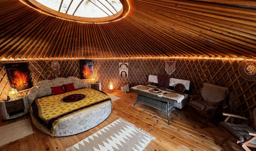 Jurta Spirit Hotel Balatongyrk - Karcsony