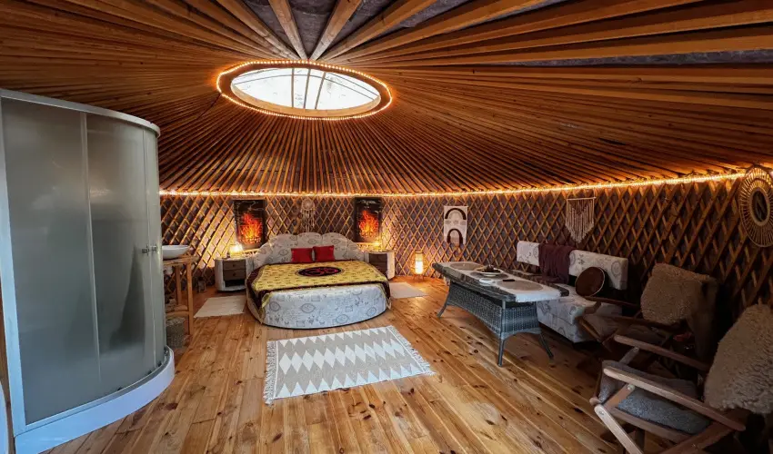 Jurta Spirit Hotel Balatongyrk - Karcsony