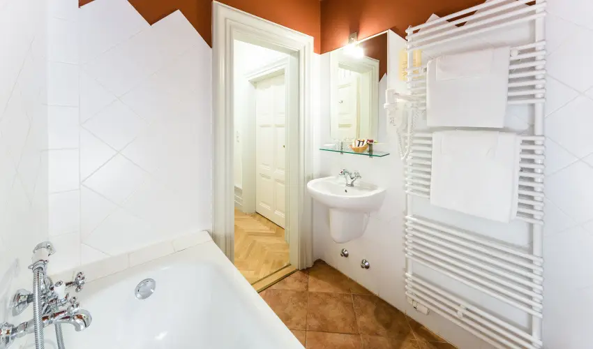 Krolyi Kastly Hotel & Restaurant  Fehrvrcsurg - Karcsony 