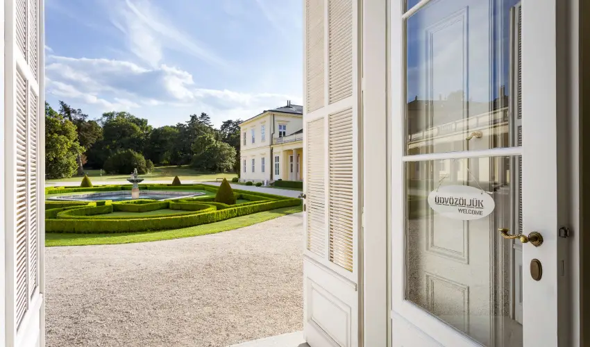 Krolyi Kastly Hotel & Restaurant  Fehrvrcsurg - Karcsony 