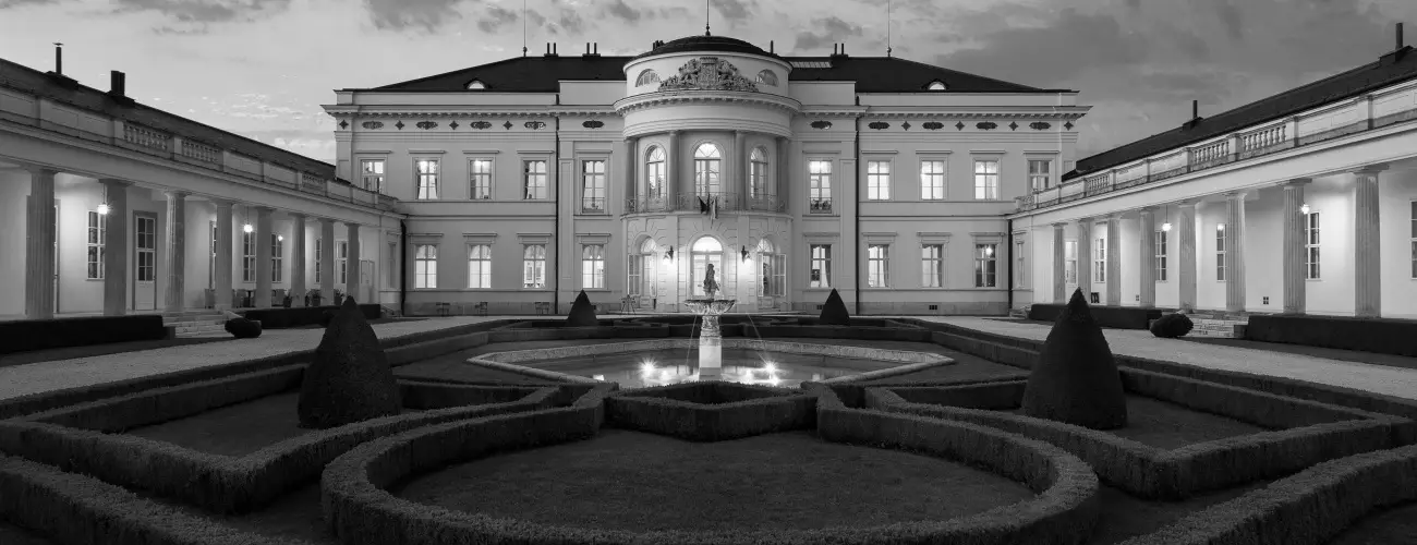 Krolyi Kastly Hotel & Restaurant  Fehrvrcsurg - Karcsony 