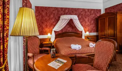 Kastlyhotel Sasvr Pardsasvr