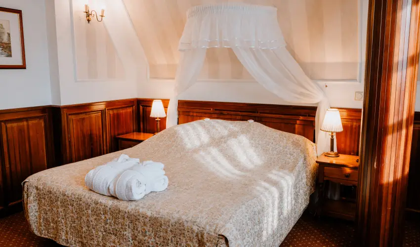 Kastlyhotel Sasvr Pardsasvr - Karcsony (min. 2 j)