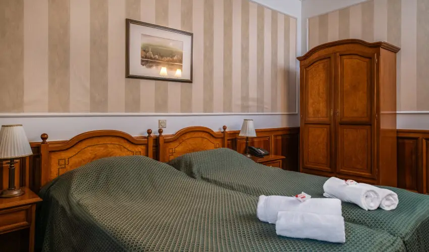 Kastlyhotel Sasvr Pardsasvr - Karcsony (min. 2 j)