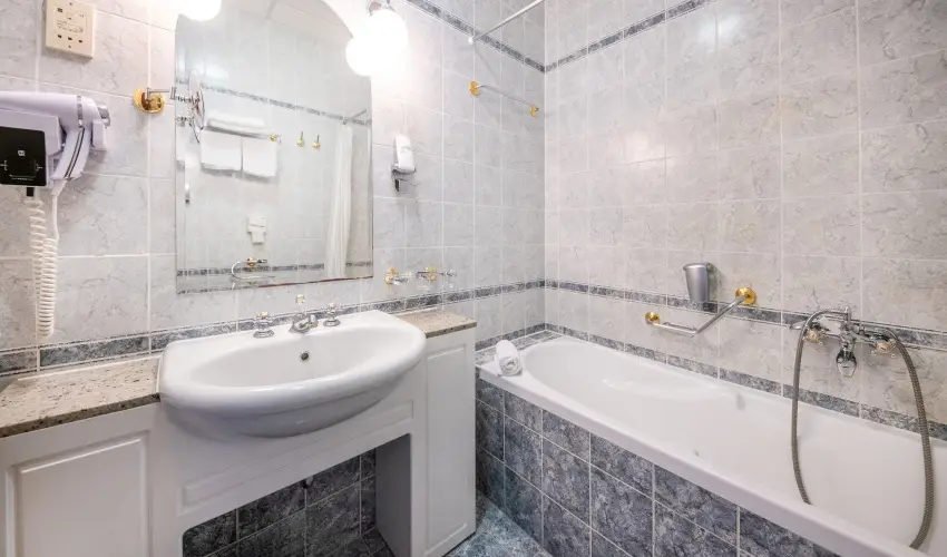 Kastlyhotel Sasvr Pardsasvr - Karcsony (min. 2 j)