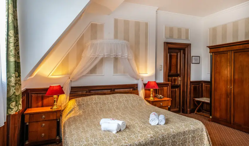 Kastlyhotel Sasvr Pardsasvr - Karcsony (min. 2 j)