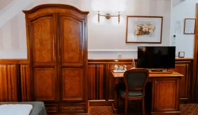 Kastlyhotel Sasvr Pardsasvr