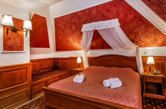 Kastlyhotel Sasvr - Karcsony (min. 3 j)